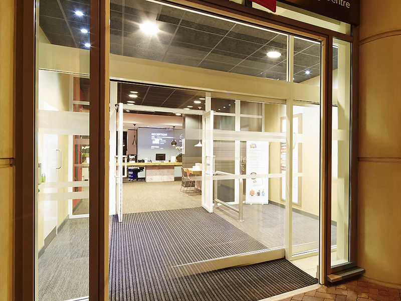 Ibis Styles Reading Oxford Road Hotell Exteriör bild